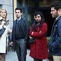 Fotograf Adam Pally, Ed Weeks, Jenna Elfman, Mindy Kaling