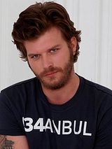 Kıvanç Tatlıtuğ