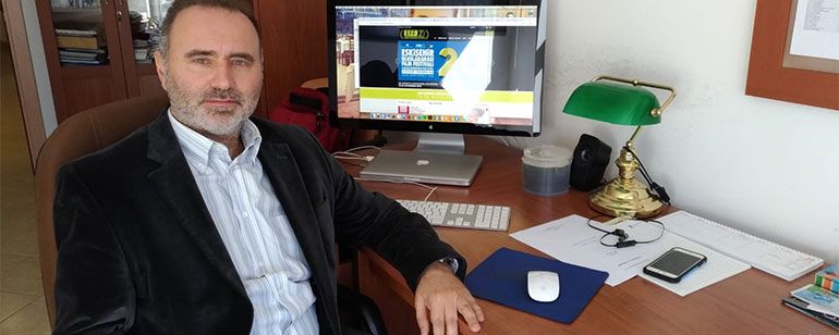 Eskişehir Film Festivali Başkanı Serhat Sırrı Serter Sorularımızı Yanıtladı Eskişehir Film Festivali Başkanı Serhat Sırrı Serter Sorularımızı Yanıtladı