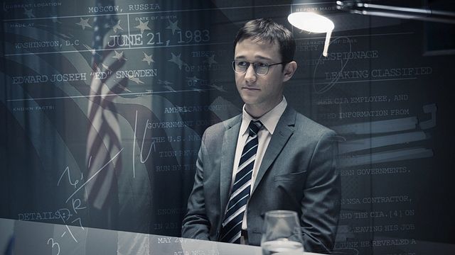 <strong>Snowden</strong> Altyazılı Fragman