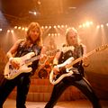Fotoğraf Adrian Smith