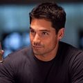 Fotoğraf D.J. Cotrona
