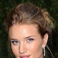 Fotoğraf Rosie Huntington-Whiteley