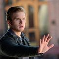 Fotoğraf Chris Brochu