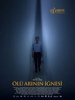 Ölü Arının İğnesi posteri