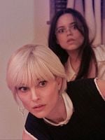 The Gallerist posteri