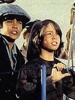 Matt and Jenny on the wilderness trail görüntüsü