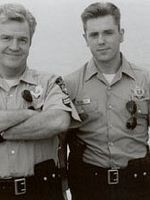 Arresting Behavior posteri