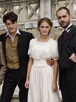 Gran Hotel (2011) posteri