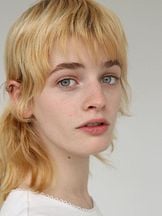 Esther-Rose McGregor'un fotoğrafi