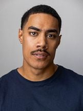 Dimitrius Schuster-Koloamatangi'un fotoğrafi