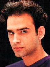 Gerald Kyd'un fotoğrafi