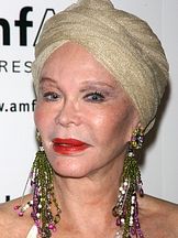 Monique van Vooren'un fotoğrafi