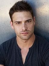 Nicholas Gunn'un fotoğrafi