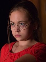 Ella Ballentine'un fotoğrafi