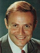 Yuri Solomin'un fotoğrafi