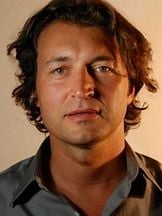 Karl Farrer'un fotoğrafi