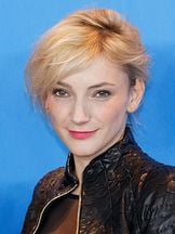 Alexandra Borbély'un fotoğrafi