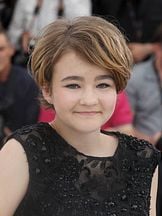 Millicent Simmonds'un fotoğrafi