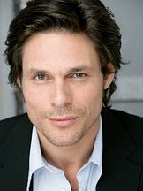 Kenan Raven'un fotoğrafi