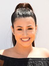 Dana Gaier'un fotoğrafi