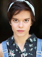 Elizabeth Hinkler'un fotoğrafi