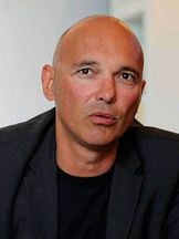 Eric Warin'un fotoğrafi