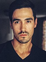 Jordan Jones'un fotoğrafi