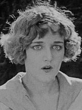 Mildred Davis'un fotoğrafi