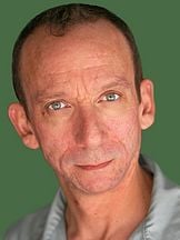 Ric Sarabia'un fotoğrafi