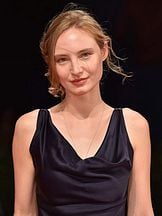 Julia Roy'un fotoğrafi