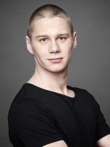 Timon Sturbej'un fotoğrafi