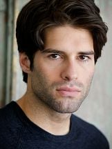 Asher Grodman'un fotoğrafi