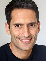 Alex Orrelle'un fotoğrafi