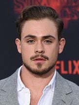 Dacre Montgomery'un fotoğrafi