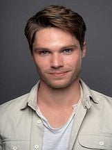 Kai Luke Brummer'un fotoğrafi