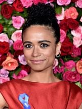 Lauren Ridloff'un fotoğrafi