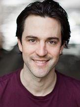 Theo Devaney'un fotoğrafi