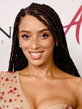 Khadijha Red Thunder'un fotoğrafi