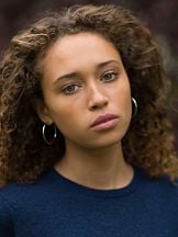 Ella-Rae Smith'un fotoğrafi