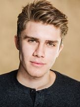 Donald MacLean Jr.'un fotoğrafi