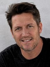 David McConnell'un fotoğrafi