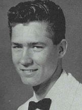 James Poe'un fotoğrafi