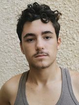 Aymé Medeville'un fotoğrafi