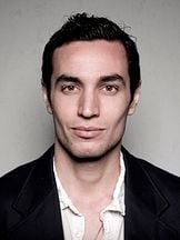 Adam Bakri'un fotoğrafi