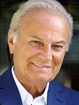 Ediz Hun'un fotoğrafi