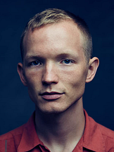 Jefferson White'un fotoğrafi