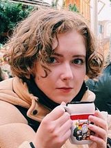 Alice Oseman'un fotoğrafi