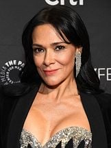 Simone Kessell'un fotoğrafi