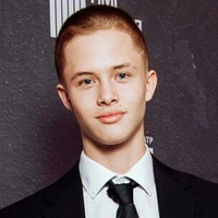 Fotoğraf Leon Kemstach